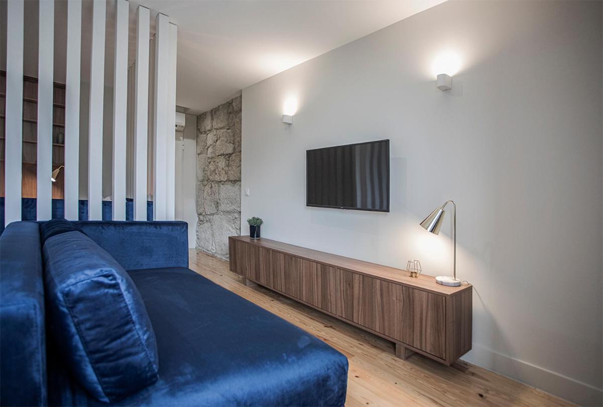 Orm - Martires & Pinheiro Apartments Porto Bagian luar foto