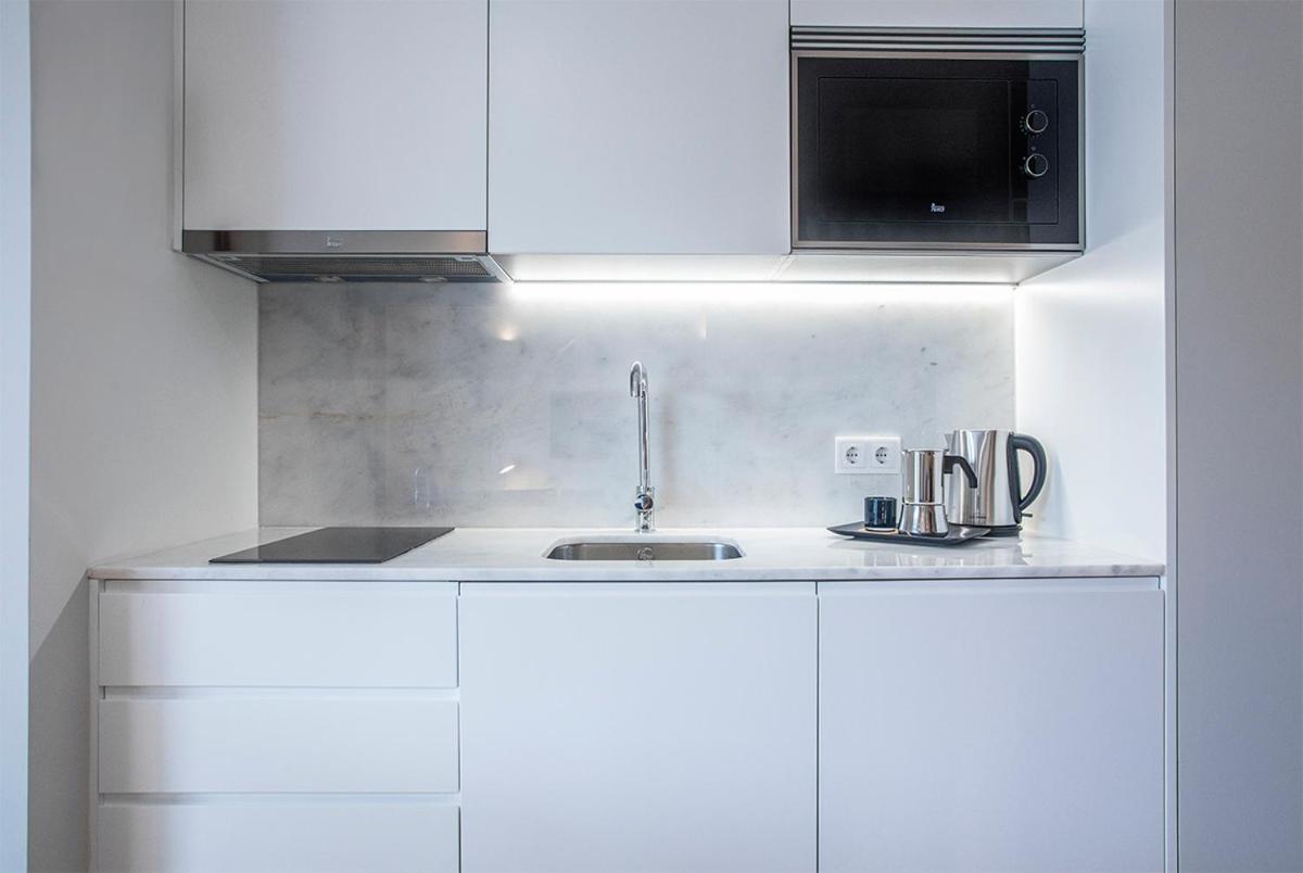 Orm - Martires & Pinheiro Apartments Porto Bagian luar foto